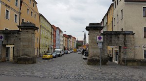 the street on the opposite bank of the Danube from Regensburg Old Town