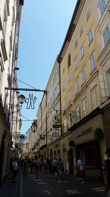 shopping streets