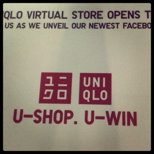 Uniqlo U-Shop U-Win