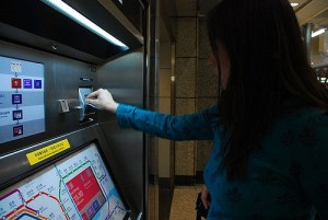Disneyland Day: Buying MTR Tickets